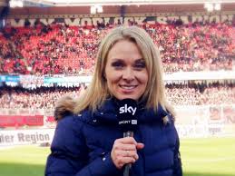 Basta solo l'app di sky go e. Nach Facebook Post Uber Rb Leipzig Und Bvb Hass Mail Fur Hammer Sky Reporterin Britta Hofmann Bvb 09