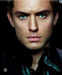 Hunter Eyes Of Adriana Lima & Barbara Palvin >>>>> Entire Face Of Masculine  Jennifer Connelly