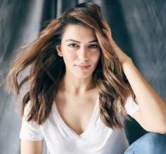 Hansika Motwani Wiki Age Husband Boyfriend Height Weight Biography More No does hansika motwani drink alcohol?: hansika motwani wiki age husband