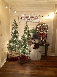 40 Ideas Dream House Exterior Country Farmhouse Porches 16 Countr Country Christmas Decorations Vintage Christmas Decorations Christmas Decorations Rustic