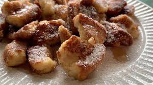Add a touch of vanilla, some sugar for sweetness, and a bit of cinnamon for flavor, then soak the bread. French Toast Bites Youtube