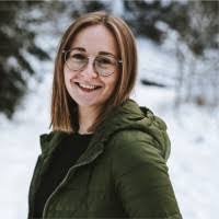 Monique Adam's Instagram, Twitter & Facebook