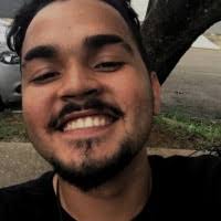 60+ perfis com “Erik Teixeira”