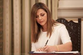 Πολυαναμενόμενη μα καμία σχέση με την πρώτη. Zaxarakh Ti Dhlwse Gia To Anoigma Twn Dhmotikwn Sxoleiwn Tomorrownews