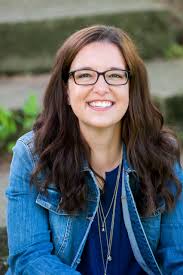 Amanda Flower's Instagram, Twitter & Facebook