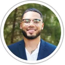 Alex Crayton's Instagram, Twitter & Facebook