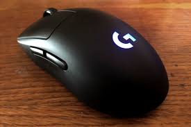 Hero gaming sensor & lightspeed wireless. Logitech G Pro Hero Gaming Mouse Review Familiar Looks New Sensor Digital Trends