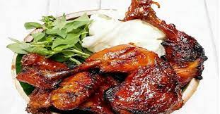 Rebus ayam sampe empuk, iris kentang dicuci dan rendam pake air hangat kemudian di goreng. Resep Ayam Bakar Manis Rasanya Enak Dan Daging Empuk Hingga Tulang