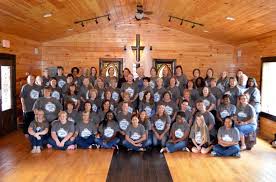 When it comes to large cabin rentals in pigeon forge and gatlinburg, large cabin rentals is one of the fastest growing leaders in the industry. Best Large Group Cabin Rental In The Smoky Mountains Pigeon Forge Tennessee Large Luxury Cabin Rental