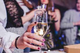 Baby Stillen Und Alkohol Darf Man Einen Sekt Trinken Wiado De