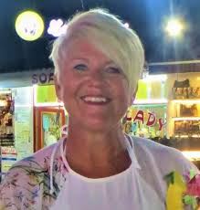 🎈🎈Wishing the Happiest of Birthdays to these 2 gorgeous girls today:  terrific school friend 🩷Terina Lawrence🩷and amazing chef 🖤Elizabeth  Palmer-Smith🖤enjoy your special day!!🥳🎉💐🎂🎁🎊🎈🎈xxx