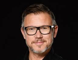 Arno Bremers arnobremerscostumedesign.com