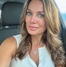 Rita Lahey's Instagram, Twitter & Facebook