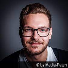 Check spelling or type a new query. Amadeus Strobl Sprecher Kontakt Booking Sprachproben