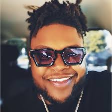 Shakeela Jones's Instagram, Twitter & Facebook