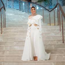 ١٠ فساتين سهرة للمحجبات المراهقات على طريقة الفاشينيستا Hijab Evening Dress Soiree Dress Fashion Dresses