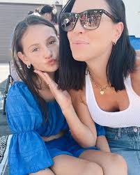 Hettie Hobson Stauffer (@hettie.hobson) • Facebook