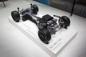 Mercedes Benz Sls Amg E Cell Reveals Its Inner Workings Mercedes Benz Sls Mercedes Benz Sls Amg Mercedes Sls