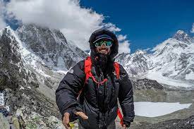 Familiares del montañista chileno juan pablo mohr, desaparecido a inicios del presente año, confirmaron este lunes el hallazgo de su cuerpo sin vida, en la cordillera del karakórum en pakistán. El Circulo De Juan Pablo Mohr Se Cierra En El K2 La Expedicion Que Dio Con Las Respuestas De Su Tragedia La Tercera
