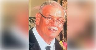 Stephanie Lucci's Instagram, Twitter & Facebook