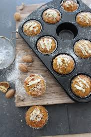 Kurbis Muffins Mit Walnussen Und Weisser Schokolade Esspirationen Kurbisrezepte Kurbis Muffins Kochen Und Backen