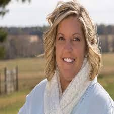 Hilary Townsend's Instagram, Twitter & Facebook