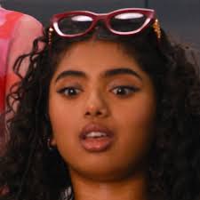 Mean Girls pfp Karen en 2025