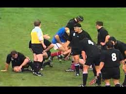 Une option posée par la télévision, puisque le match prévu à perpignan. Rugby All Blacks Vs France 1999 Youtube