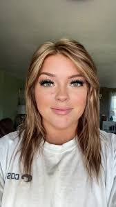 Ashley Mcquaig's Instagram, Twitter & Facebook