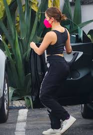 Yoga poses for sore muscles: 9pjlsr9kuau2qm