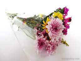 All our flowers are prepared fresh by our network of expert local florists around the world and many can be sent to over 100 countries. 3 Creative Ways To Give Flowers Homey Oh My