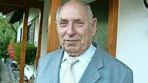 Trauer um Franz Müller: Kleider Müller in Geislingen baute er mit auf