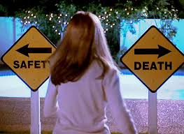 The movie could have gone crazy with its plot and we could have had a cowboys vs aliens plot with a village but how can we have something like that in india? 20 Of The Most Annoying Horror Movie Cliches Success Life Lounge