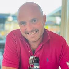 🏴󠁧󠁢󠁥󠁮󠁧󠁿 Tony Biddlestone 🇨🇦 (@TonyBiddlestone)