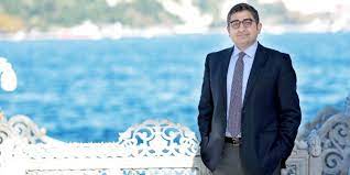 Sbk holding yönetim kurulu başkanı sezgin baran korkmaz kadir çetin'in program konuğuydu. Sbk Holding E Yonelik Dev Operasyonda Flas Detay Sezgin Baran Korkmaz In Evinde Somineden Yakilmis Cep