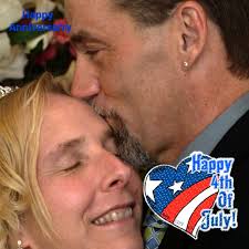 Crusoe the Celebrity Dachshund