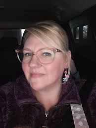 OH MY GOD!!! OH MY GOD !!! I just received this Earring. I want to share it  with everyone because it is really beautiful beyond my expectations.