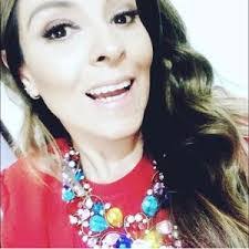 Corina Ponce's Instagram, Twitter & Facebook