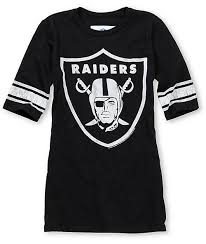 This appeared to be a team building exercise, as photos surfaced showing the rest of the team cheering him on. Nfl Raiders T Shirt