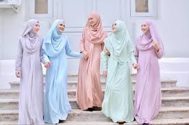 Pembayaran mudah, pengiriman cepat & bisa cicil 0%. 20 Inspirasi Baju Bridesmaid Muslimah Yang Modis Dan Elegan Updated 2021 Bukareview