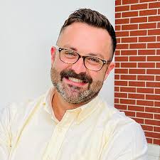 Milt's of Amelia Meet the Team