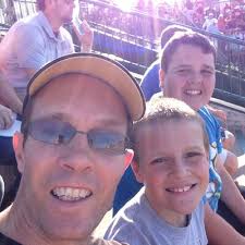 Ron Crowell (@crowell0611)