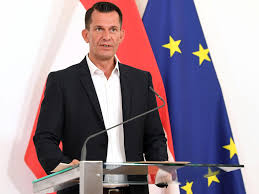 Abstandsregeln und maskenpflicht enden dann, nachtclubs dürfen wieder öffnen, zudem gibt es dann keine zuschauerbeschränkungen mehr. 8mbx4wg 19m04m