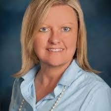 Leeann Howard's Instagram, Twitter & Facebook