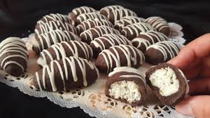 Merveilleuse Surprise Surprise Du Plus Doux Et Du Plus Facile Et Le Resu Food Food And Drink Desserts