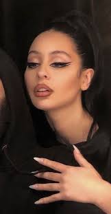 Tamara Lemus (tamaralemusmart)