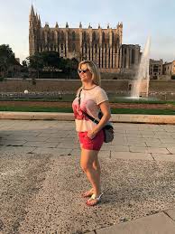 Beatrice egli (born 21 june 1988) is a swiss pop and schlager singer. Beatrice Egli S Feet Wikifeet