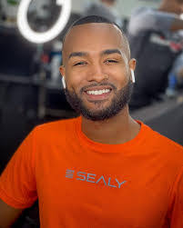 Justin Settle's Instagram, Twitter & Facebook