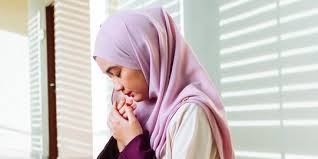 Doa ini bisa dibilang sebagai doa wajib bagi para pedagang saat melakukan aktivitas jualannya. Doa Pelaris Dagangan Dan Artinya Mudah Diamalkan Merdeka Com