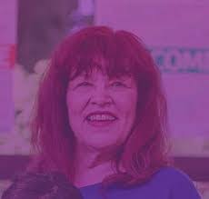 Elizabeth Strode's Instagram, Twitter & Facebook